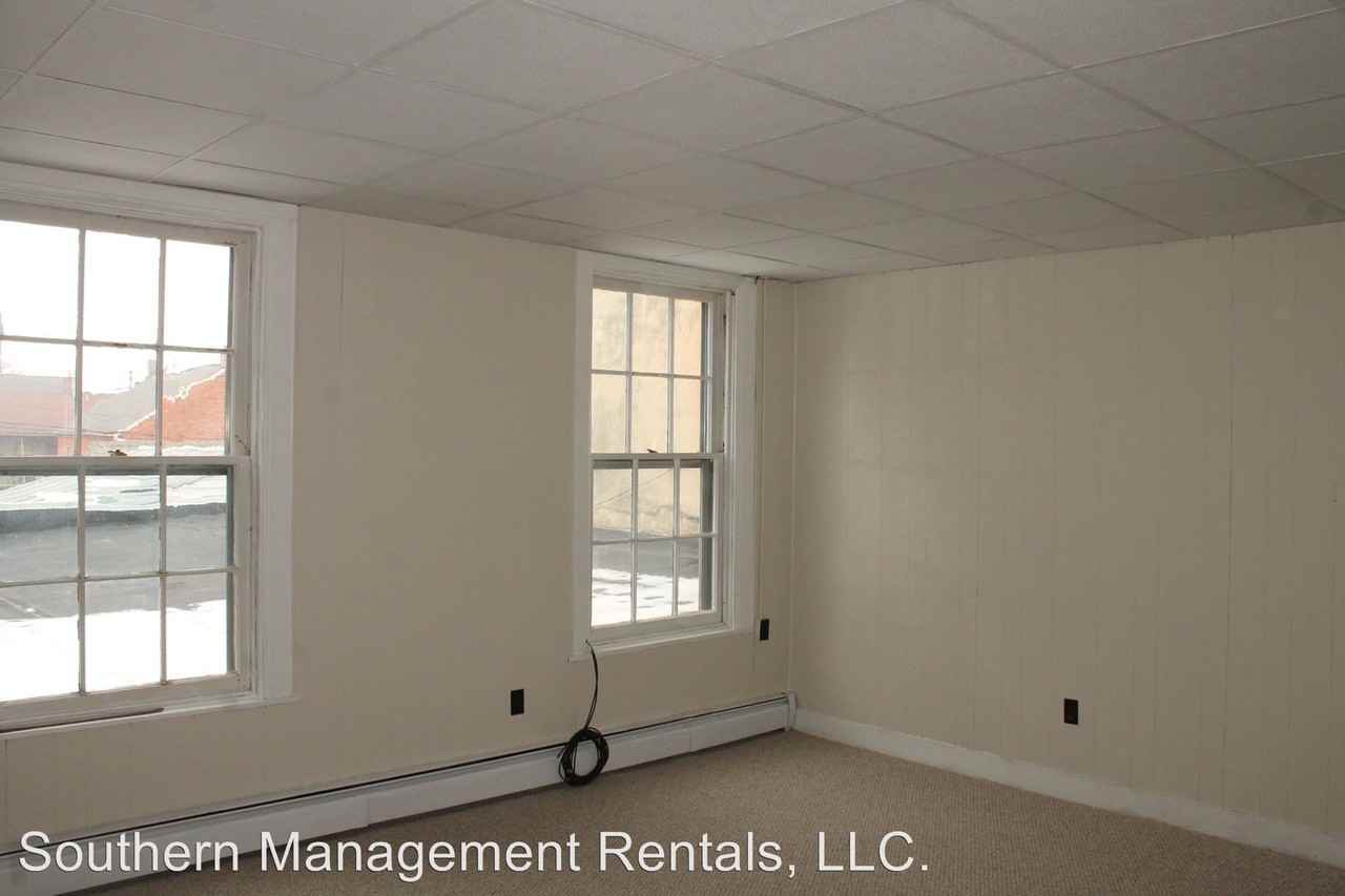 206 Hellam St #2nd Floor - Photo 3 of 12