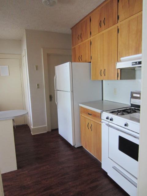 620 E Normal St - Photo 4 of 15