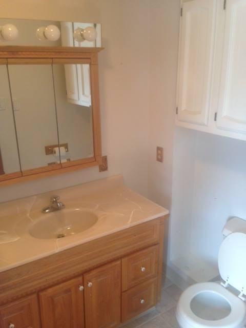 800 State St - Photo 3 of 6