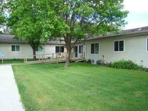 809 W 12th St - Photo 3 of 6