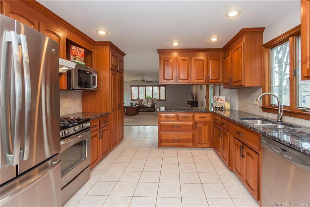 4 Wallop School Rd - Photo 3 of 22