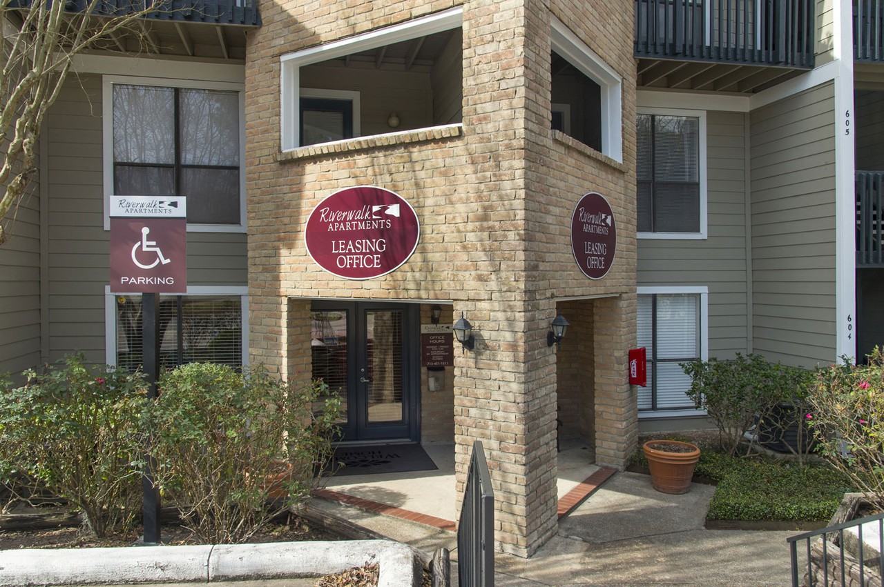 Riverwalk Apartments - Photo 3 of 50