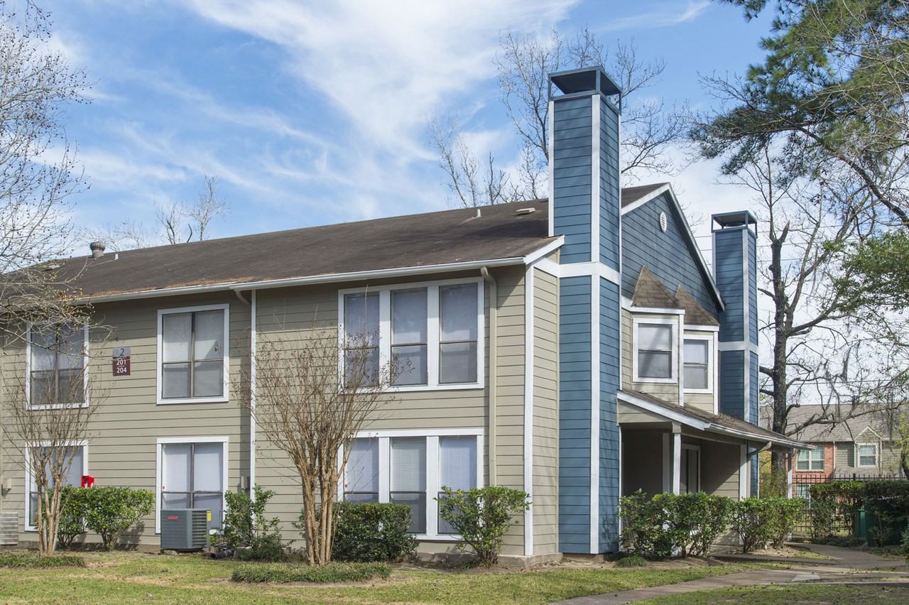 Riverwalk Apartments - Photo 5 of 50