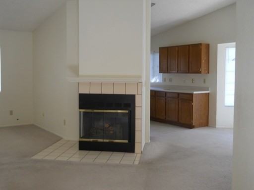 8680 N Chinaberry Way - Photo 3 of 7