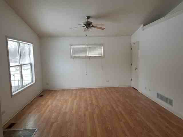 7104 Delaware Rd - Photo 2 of 7