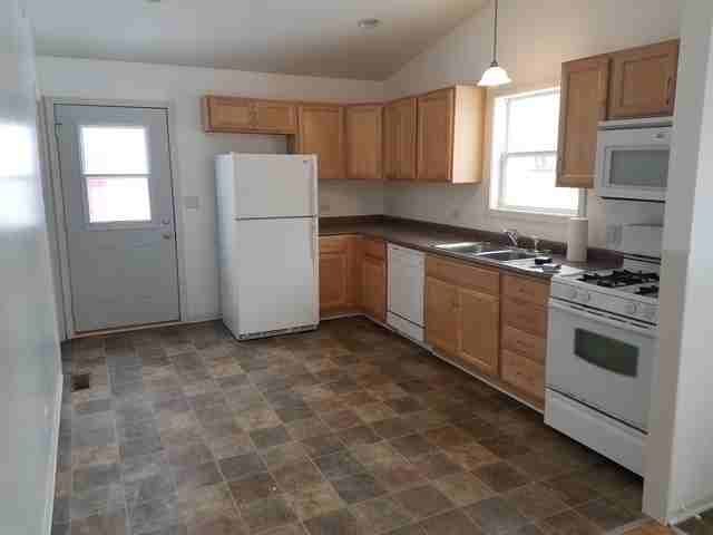 7104 Delaware Rd - Photo 3 of 7