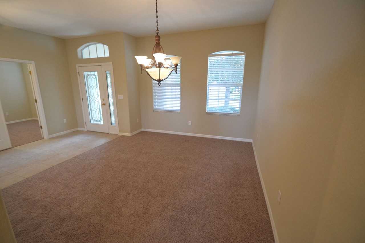 10513 Sky Flower Ct - Photo 2 of 15