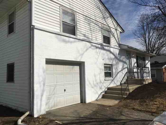 4822 E Livingston Ave - Photo 2 of 40