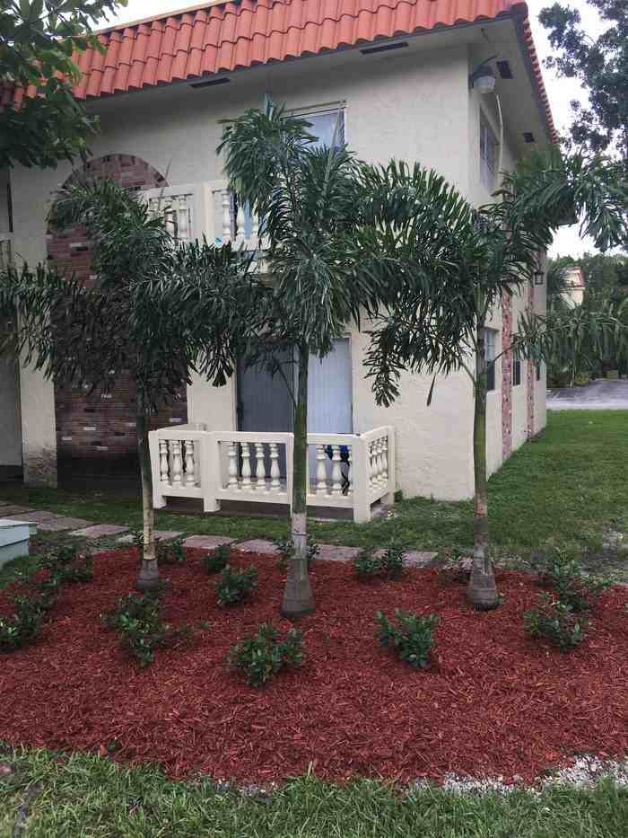 1507 Argyle Dr #202 - Photo 2 of 13