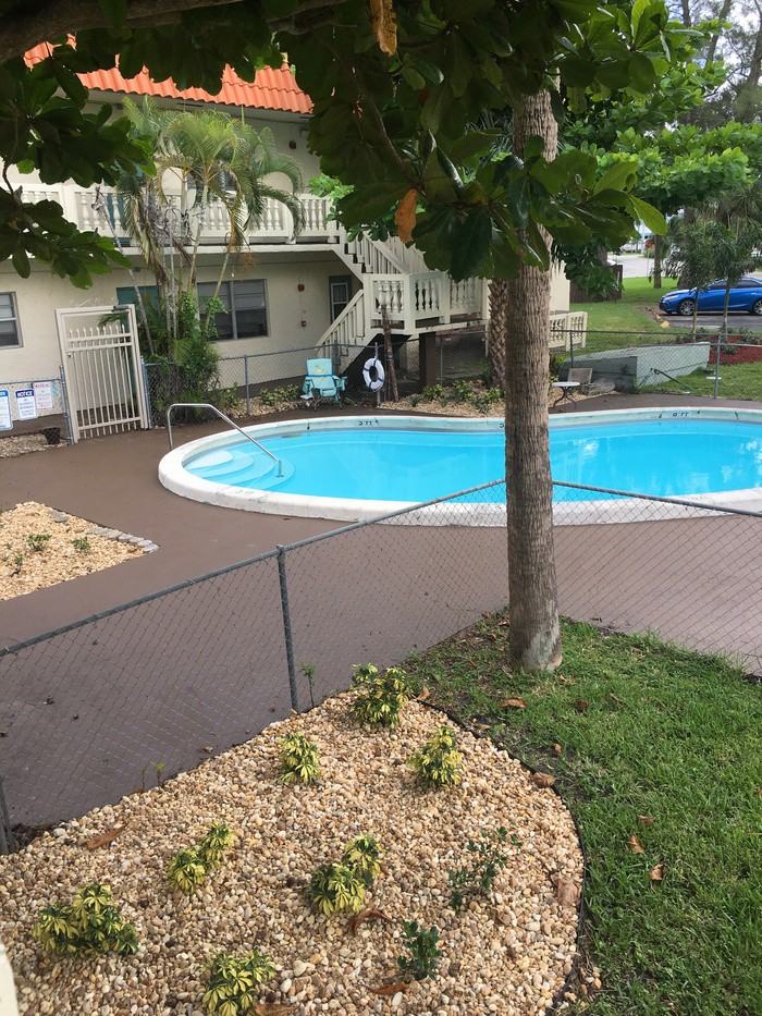 1507 Argyle Dr #202 - Photo 3 of 13