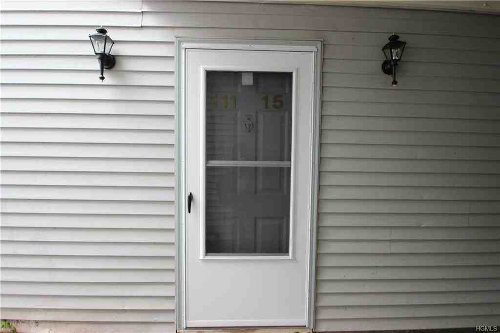 111 Cartwheel Ct - Photo 2 of 17