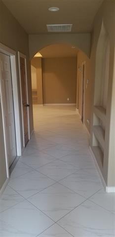 12430 Keith Rd - Photo 3 of 24