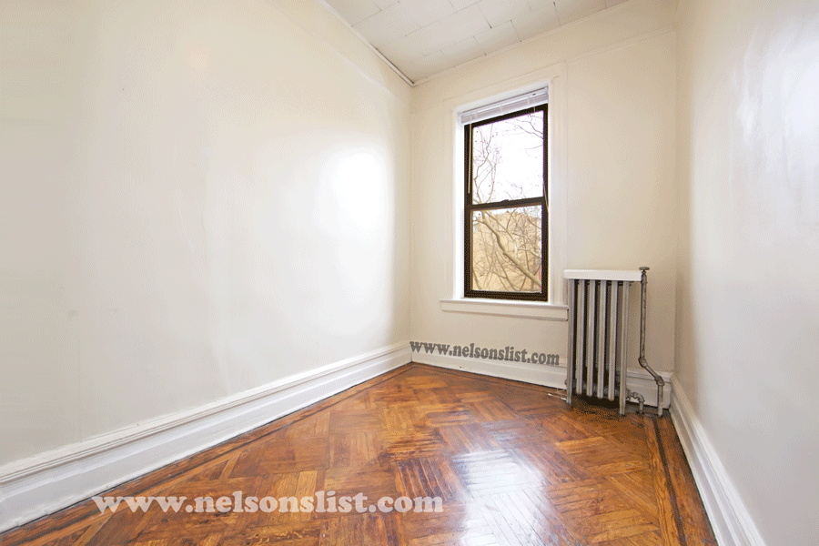 302 Windsor Place #2 - Photo 2 of 8