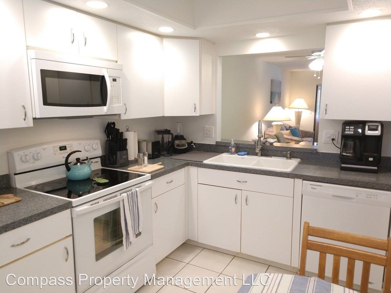 285 Mission Trail W - Photo 3 of 43