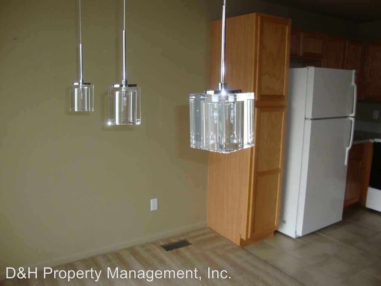 13211 Chesapeake Cir - Photo 3 of 15