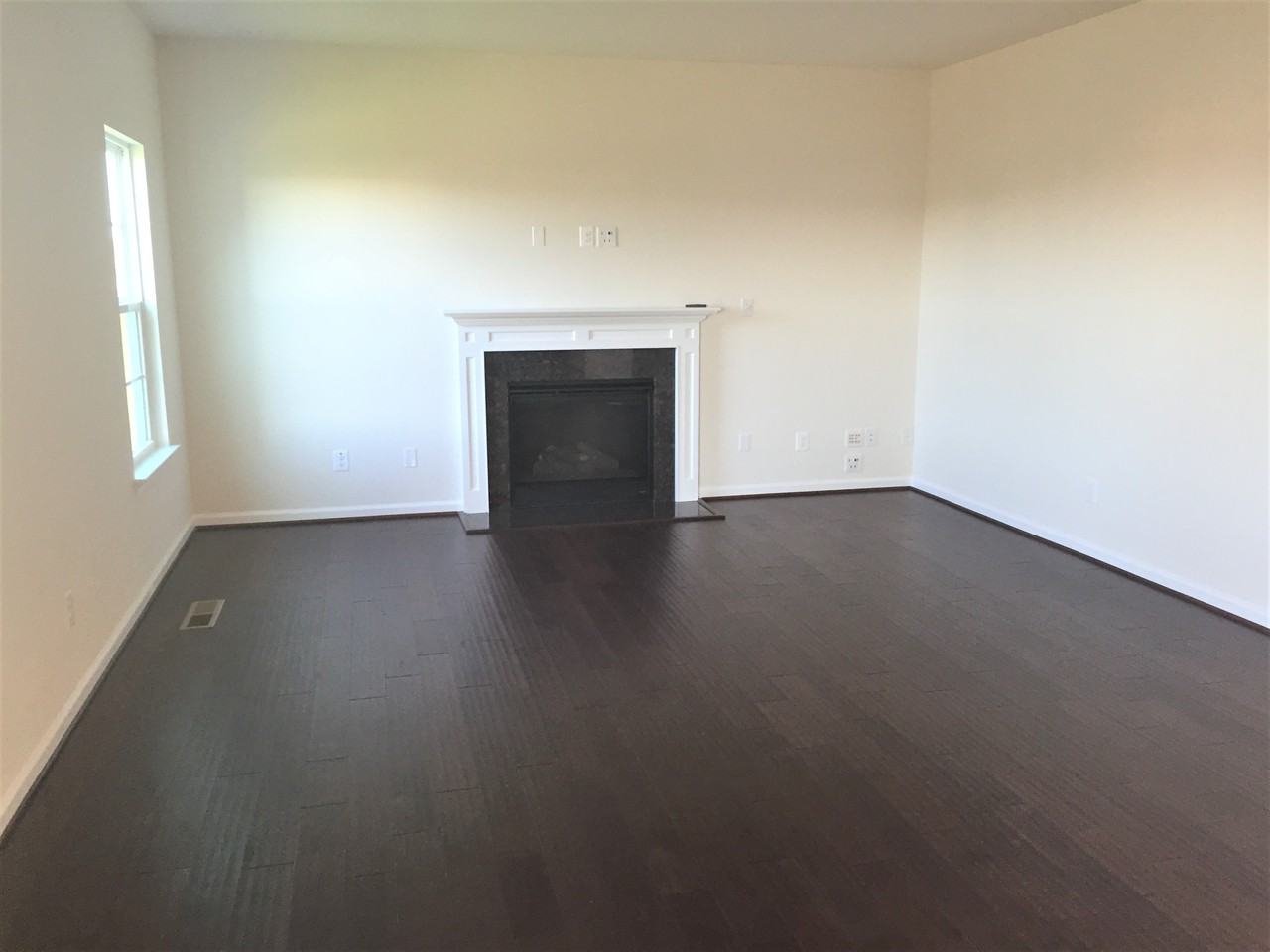 1218 Alta Vista Way - Photo 2 of 35