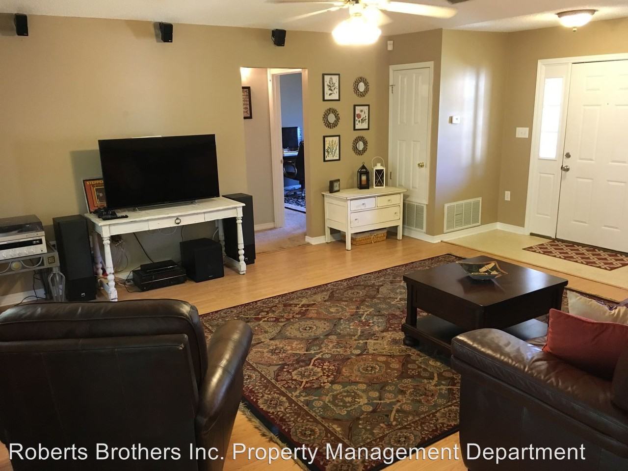 7623 Willard Dr W - Photo 2 of 10