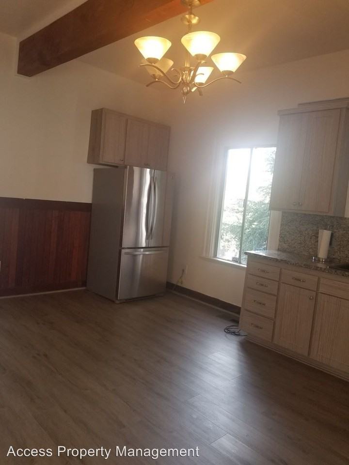 5423 Highland Ave - Photo 3 of 7