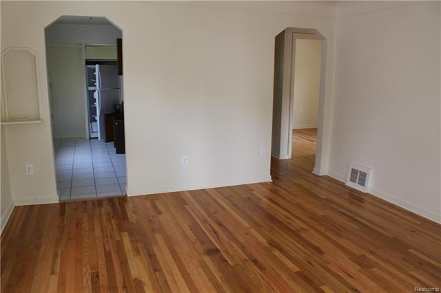 14640 Michels St - Photo 2 of 8
