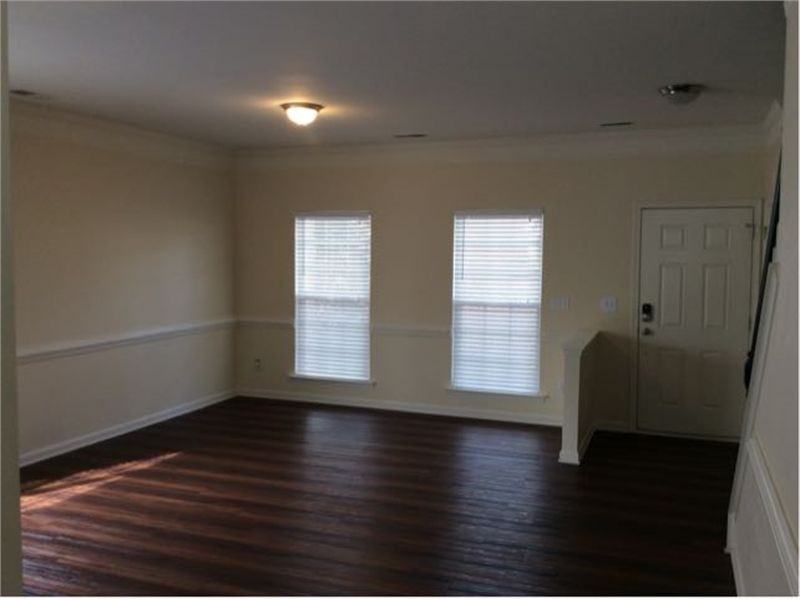 3709 Wingfield Dr - Photo 2 of 13