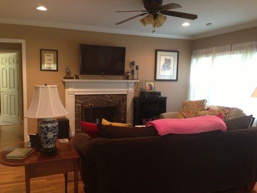 302 E 58th St - Photo 3 of 10