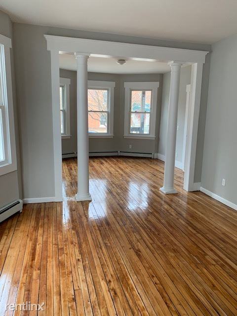 16 Alling St - Photo 3 of 10