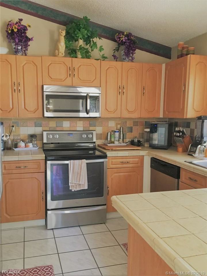 8934 NW 189th Terrace #8934 - Photo 3 of 13