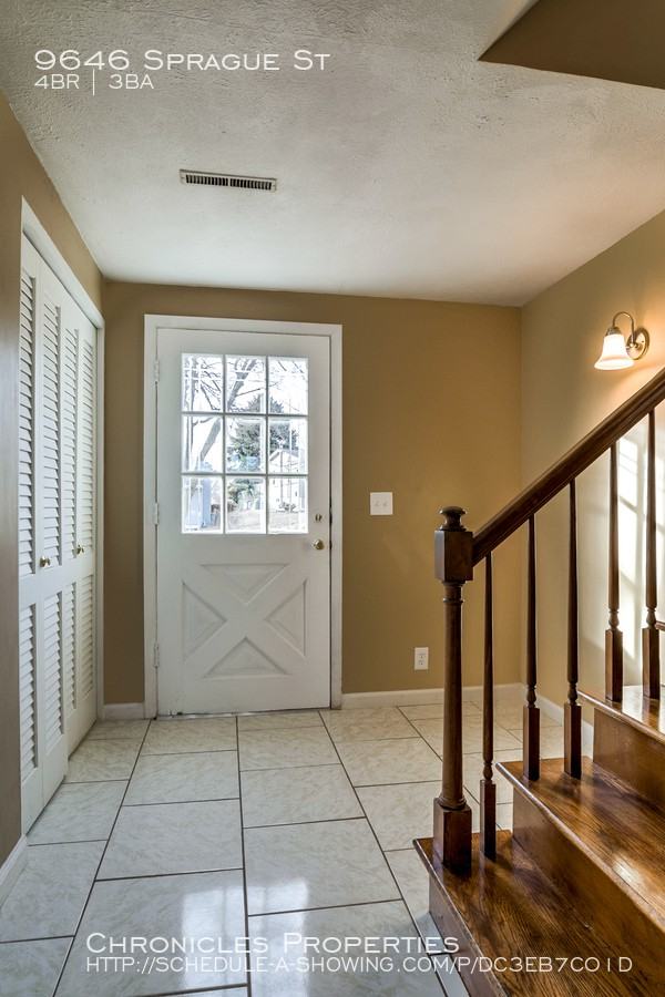 9646 Sprague St - Photo 3 of 25