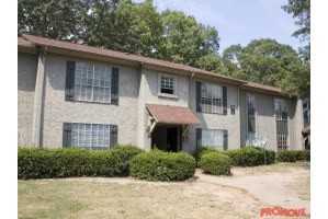 Legacy Commons - Photo 2 of 6