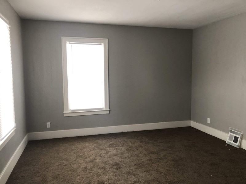 17 E James St - Photo 3 of 14