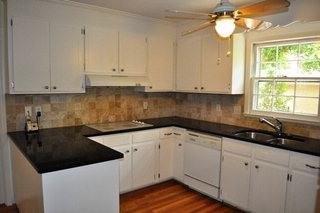 5224 Camilla Dr - Photo 3 of 9