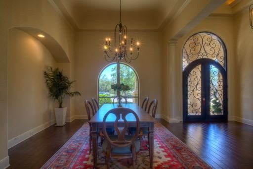 215 Persimmon Pond - Photo 3 of 36