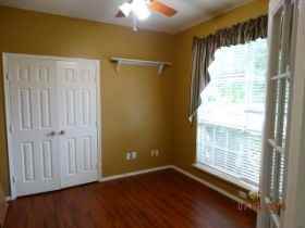 2424 Cimmaron Dr - Photo 3 of 10