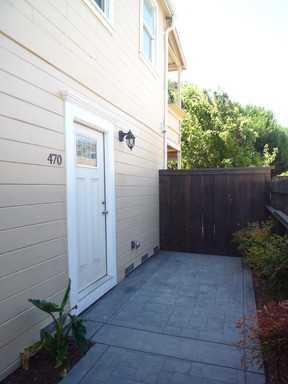 470 A St - Photo 2 of 8