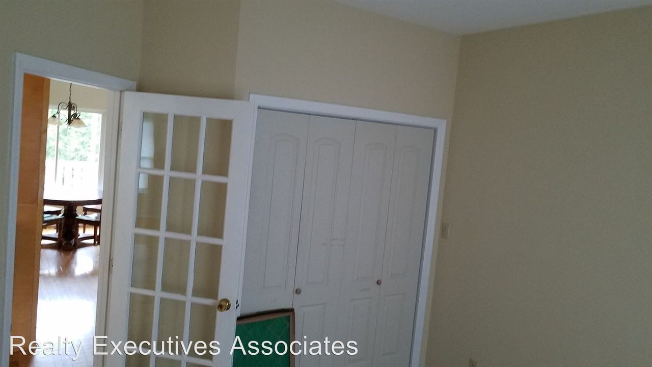 557 Richland Creek Dr - Photo 3 of 12