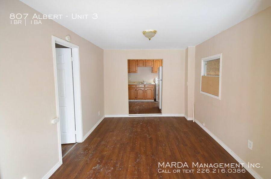 807 Albert Rd, Windsor, ON N8Y 3N9 1 Bedroom Apartment for Rent