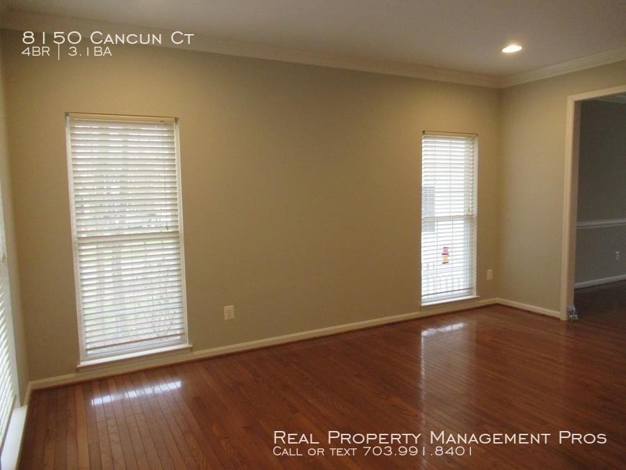 8150 Cancun Ct - Photo 2 of 25