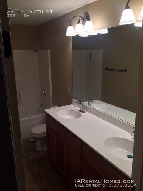 2615 37th St - Photo 3 of 17