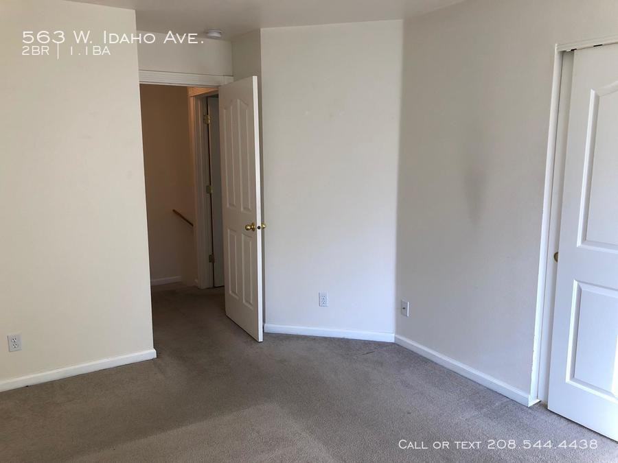 563 W Idaho Ave - Photo 3 of 14