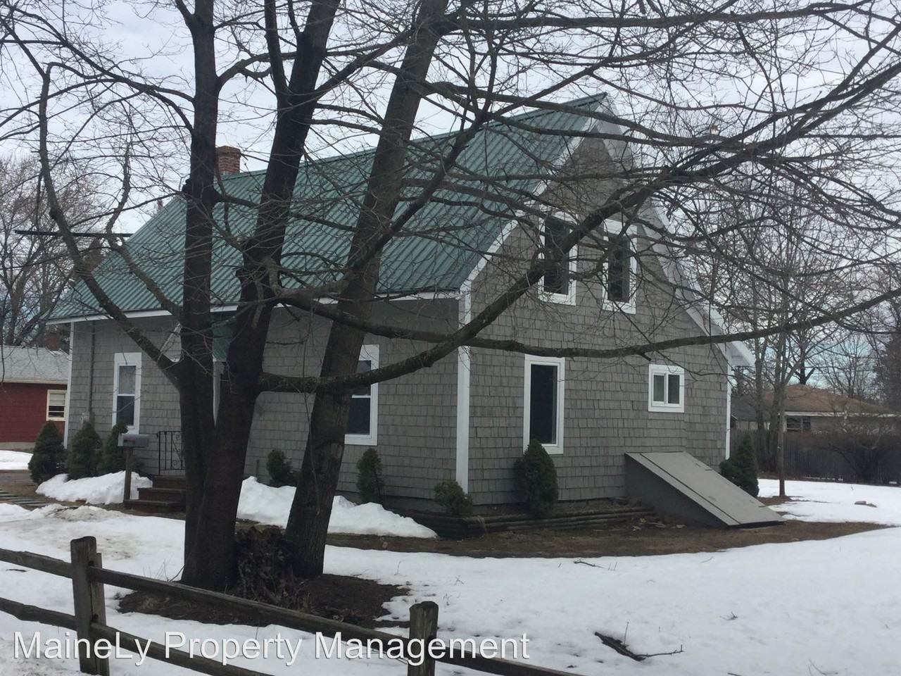 16 Old Oak Ln - Photo 3 of 17