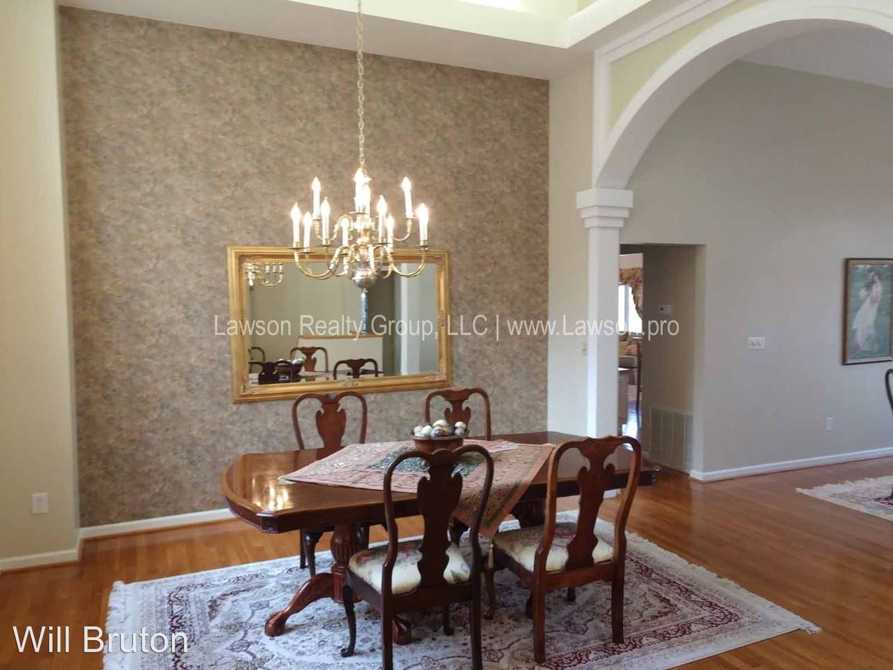 6744 Christopher Dr - Photo 3 of 36