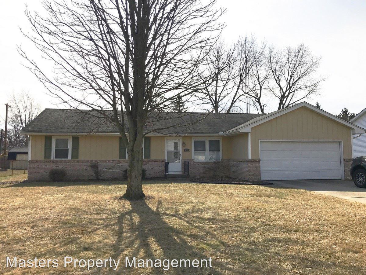 839 Liberty Dr - Photo 2 of 21