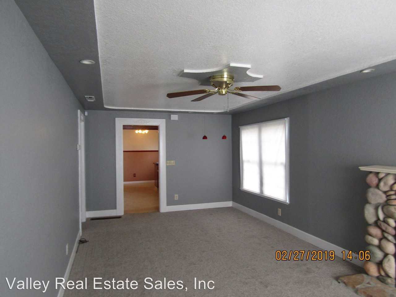 22416 August Ave - Photo 3 of 36