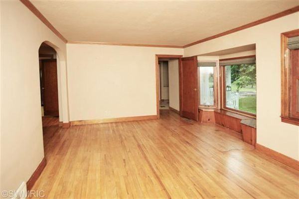 8951 E De Ave - Photo 3 of 23