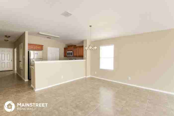 6826 Loma Secca - Photo 3 of 15
