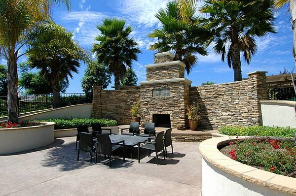 3611 Glen Ave - Photo 3 of 8