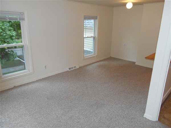 322 South St - Photo 3 of 10