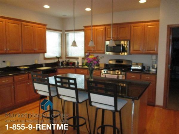 26605 Dorothy Ct - Photo 2 of 15