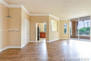 3001 NE 185th St - Photo 3 of 26