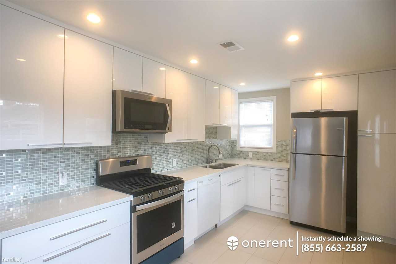 517 Rollins Rd - Photo 2 of 14